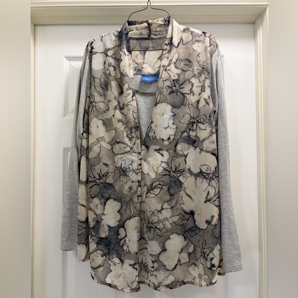Simply Vera Vera Wang Floral Sheer Blouse - Black Pink and Cream EUC women’s XL